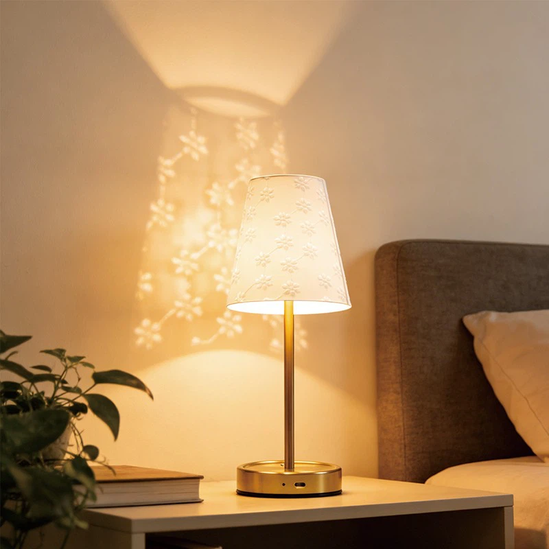 LED Fabric Table Lamp manufacturers